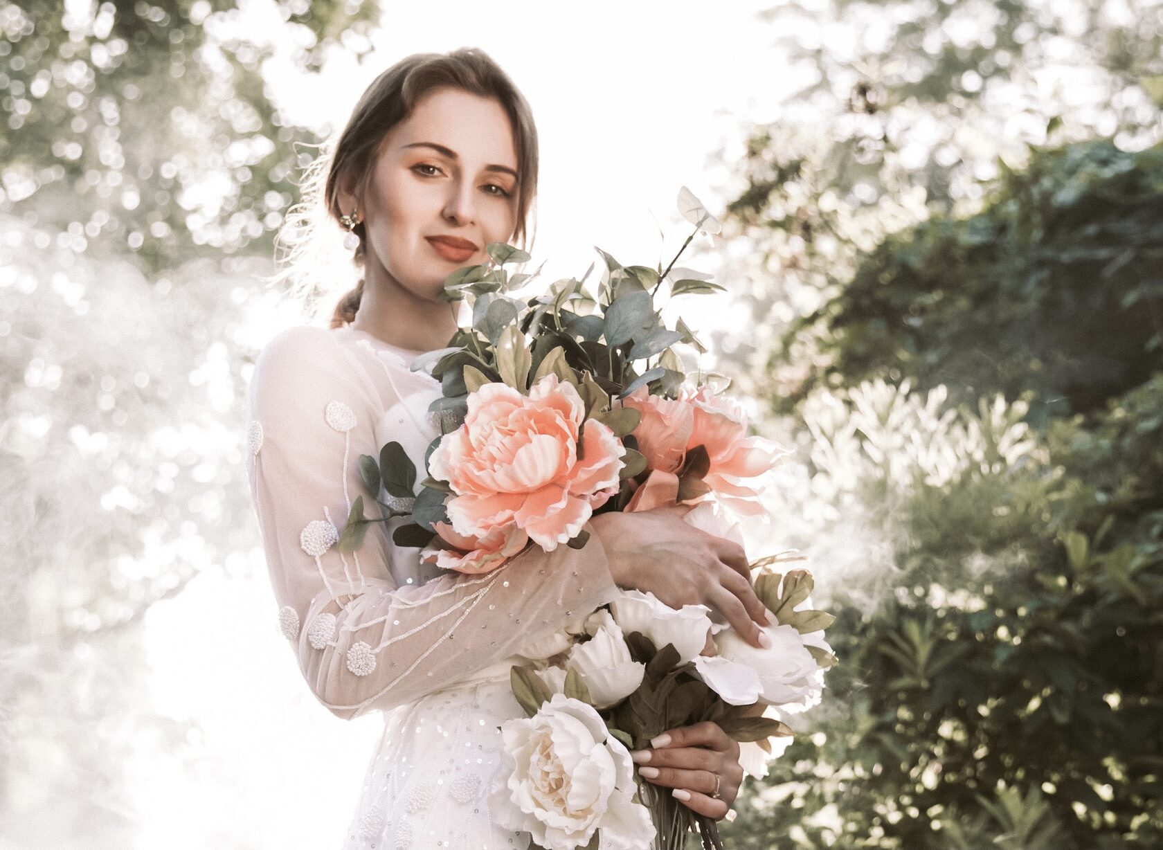 Bride portrait in warm backlight